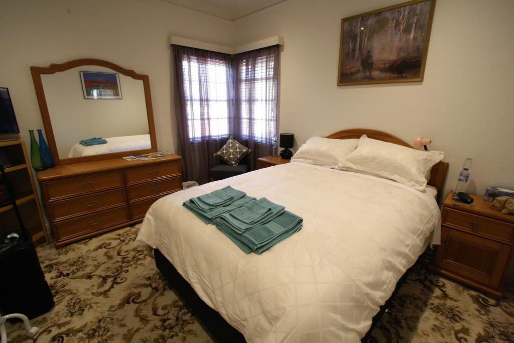 The Evergreen Bed And Breakfast Canberra Eksteriør billede